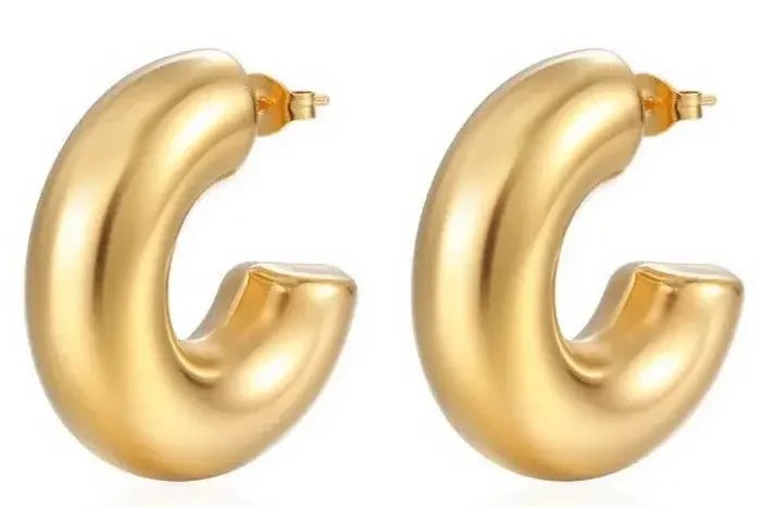Metal Content 18k gold chunky hoop earrings with a smooth, bold design perfect for everyday wear