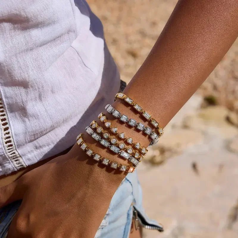 Men's and Women's Tennis Bracelet 18K Gold Plated Stainless Steel - metal content