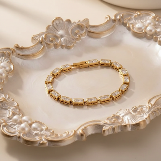 Men's and Women's Tennis Bracelet 18K Gold Plated Stainless Steel - metal content